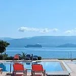 Sofia Beach Apartments